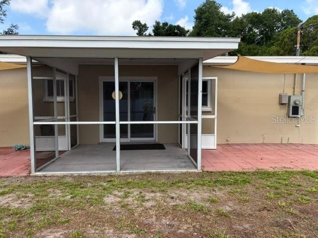 For Sale: $349,900 (3 beds, 1 baths, 1073 Square Feet)