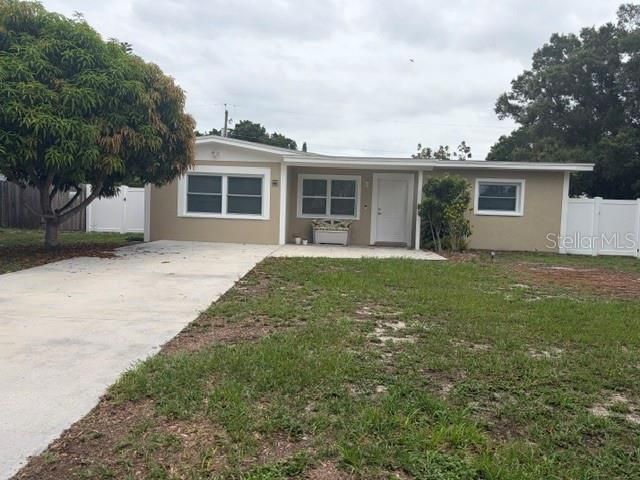 For Sale: $349,900 (3 beds, 1 baths, 1073 Square Feet)