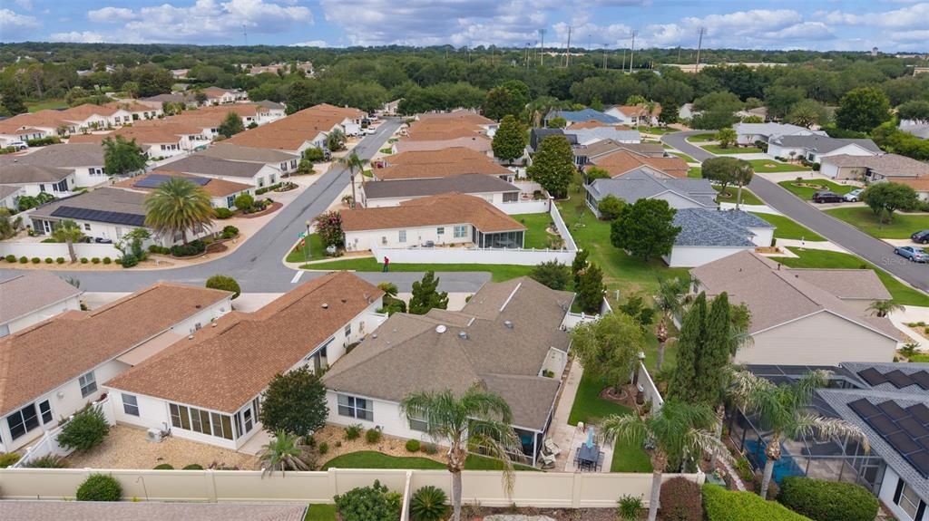Active With Contract: $400,000 (3 beds, 2 baths, 1663 Square Feet)