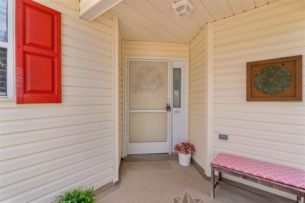 Active With Contract: $400,000 (3 beds, 2 baths, 1663 Square Feet)