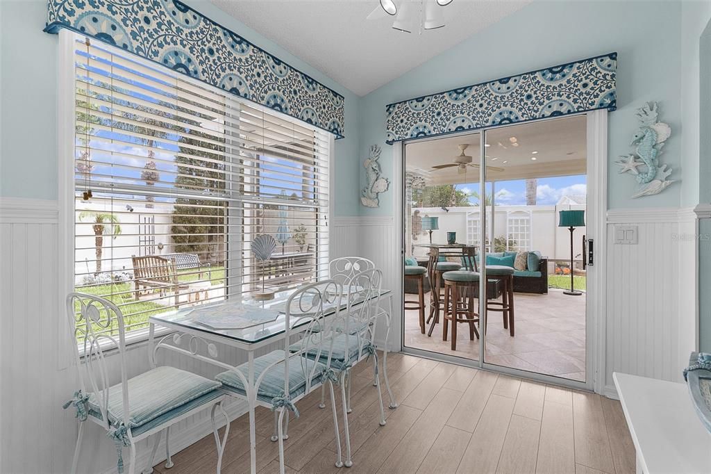 Active With Contract: $400,000 (3 beds, 2 baths, 1663 Square Feet)