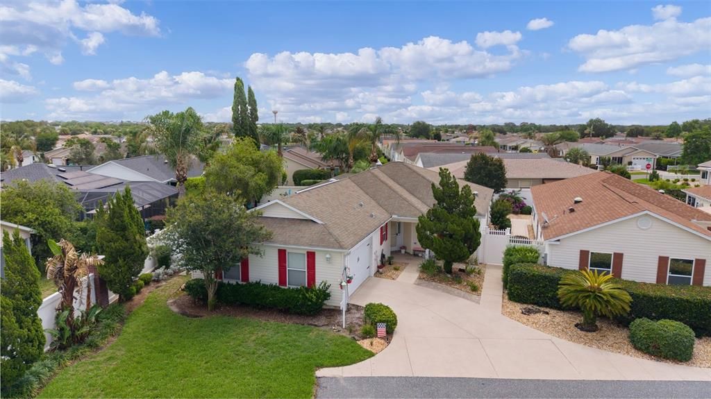 Active With Contract: $400,000 (3 beds, 2 baths, 1663 Square Feet)