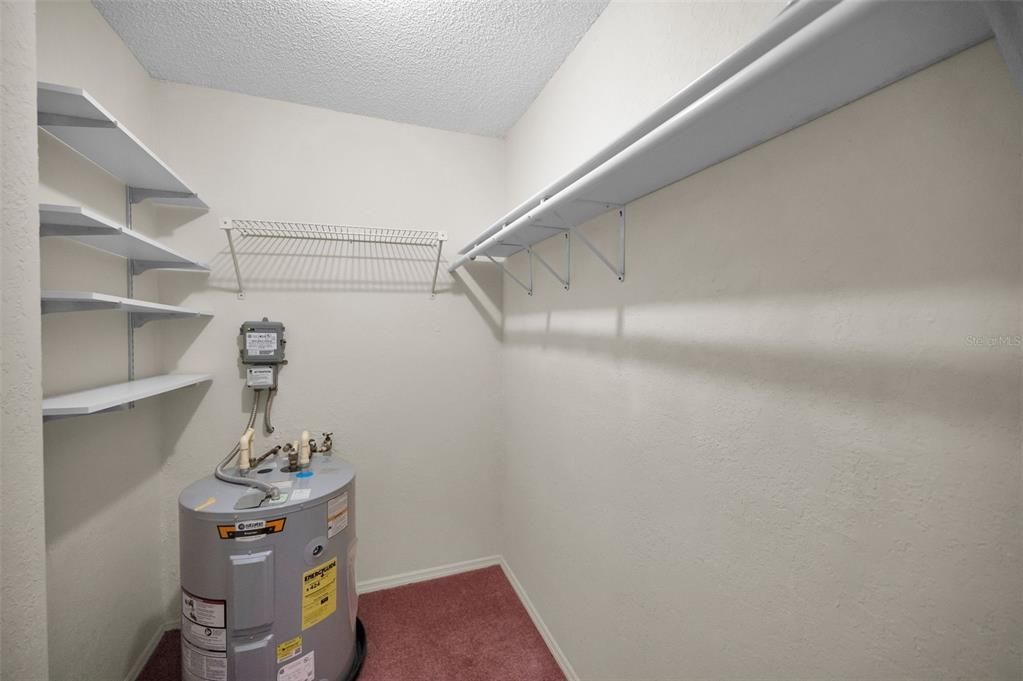 For Sale: $169,900 (2 beds, 2 baths, 1080 Square Feet)