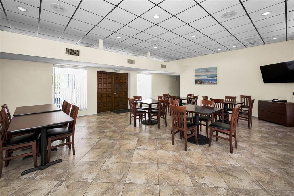 For Sale: $169,900 (2 beds, 2 baths, 1080 Square Feet)