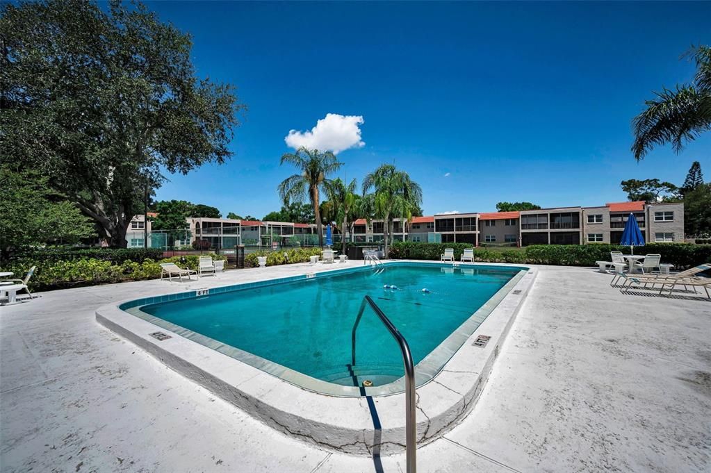 For Sale: $169,900 (2 beds, 2 baths, 1080 Square Feet)