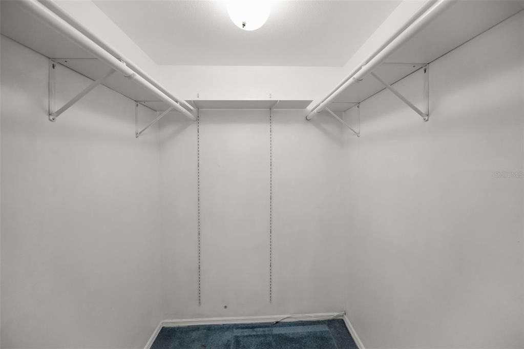 For Sale: $169,900 (2 beds, 2 baths, 1080 Square Feet)