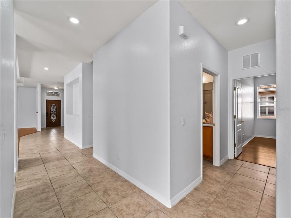 For Sale: $534,900 (4 beds, 2 baths, 2207 Square Feet)