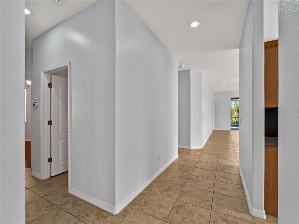 For Sale: $534,900 (4 beds, 2 baths, 2207 Square Feet)