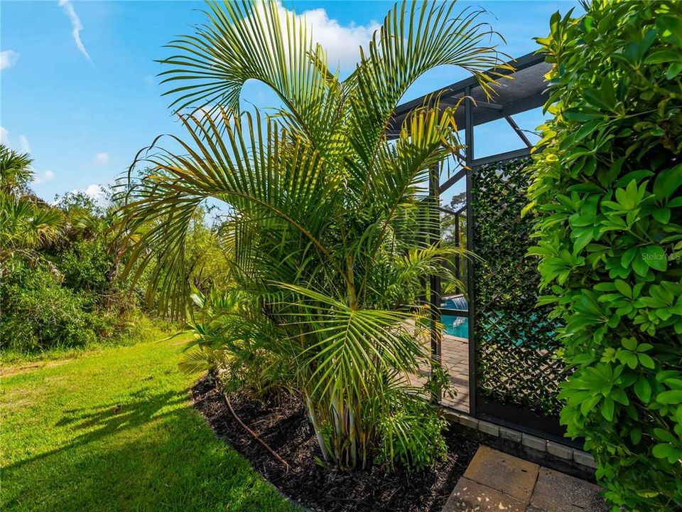 For Sale: $534,900 (4 beds, 2 baths, 2207 Square Feet)