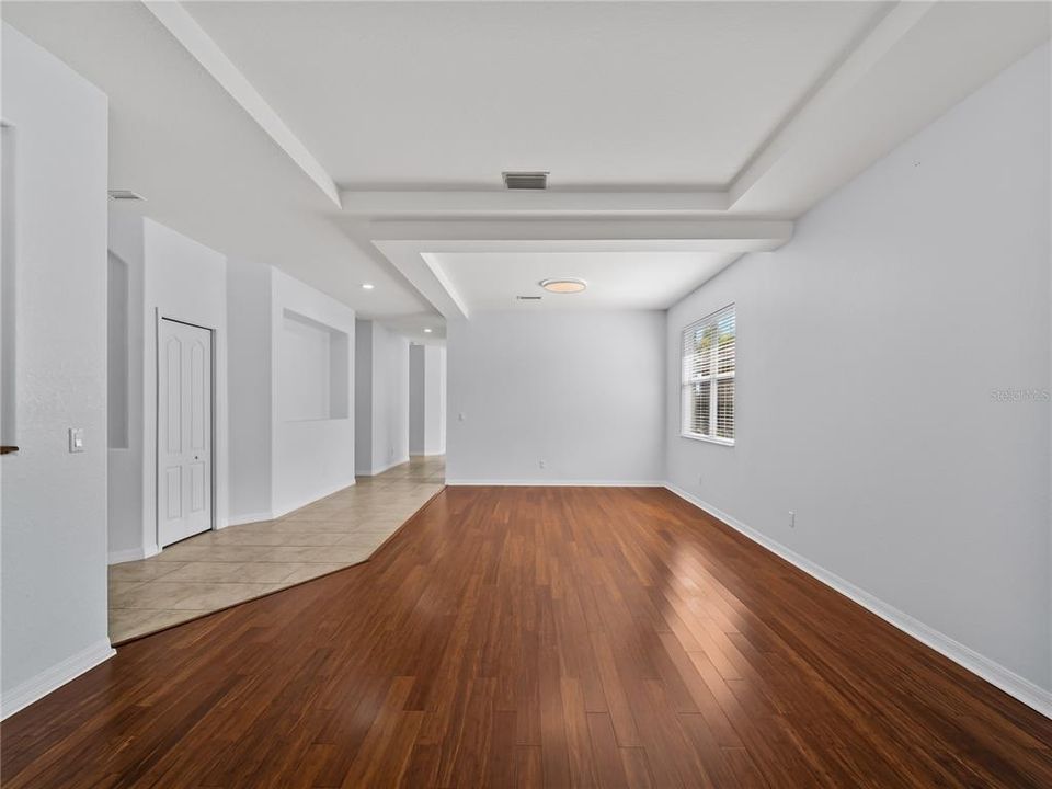 For Sale: $534,900 (4 beds, 2 baths, 2207 Square Feet)