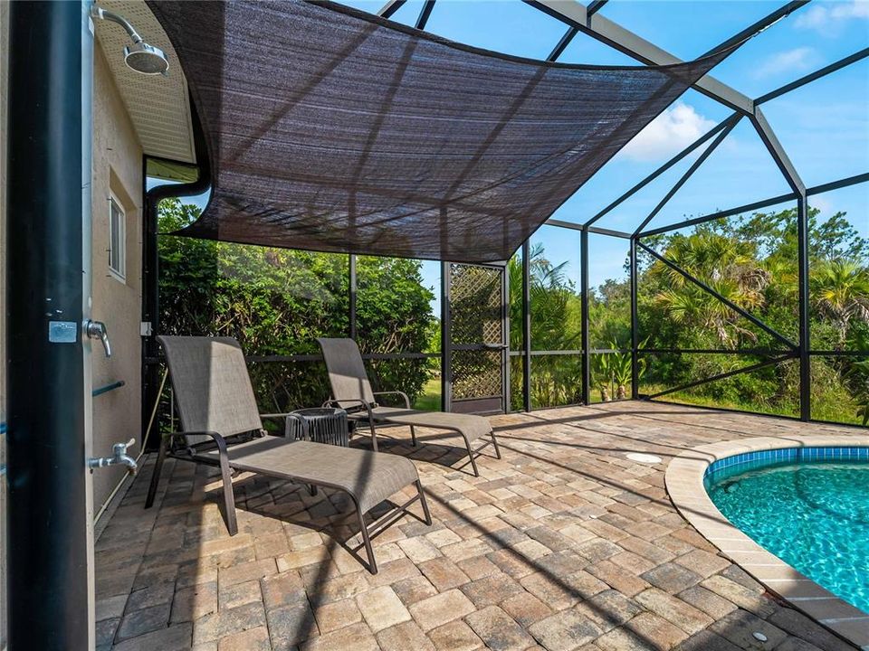 For Sale: $534,900 (4 beds, 2 baths, 2207 Square Feet)