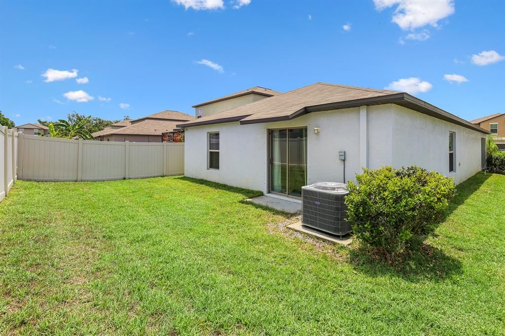 For Rent: $2,350 (3 beds, 2 baths, 1451 Square Feet)