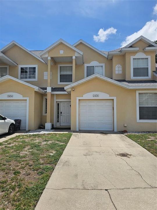 For Sale: $298,900 (3 beds, 2 baths, 1384 Square Feet)