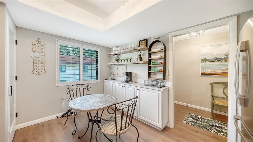 For Rent: $3,900 (3 beds, 2 baths, 1595 Square Feet)