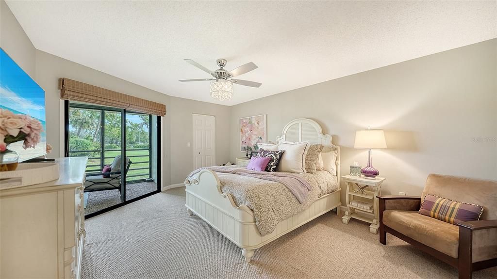 For Rent: $3,900 (3 beds, 2 baths, 1595 Square Feet)