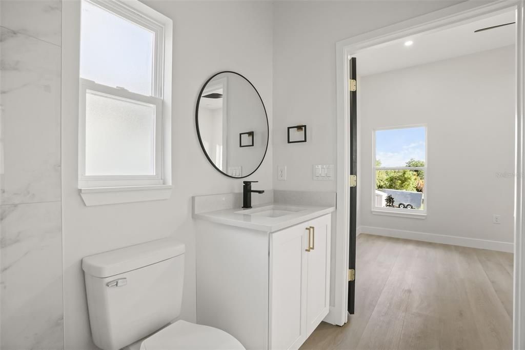 For Sale: $375,000 (4 beds, 3 baths, 1966 Square Feet)