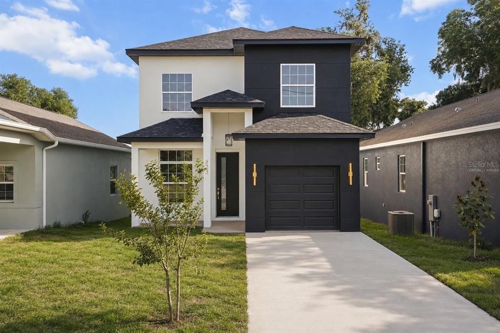 For Sale: $375,000 (4 beds, 3 baths, 1966 Square Feet)