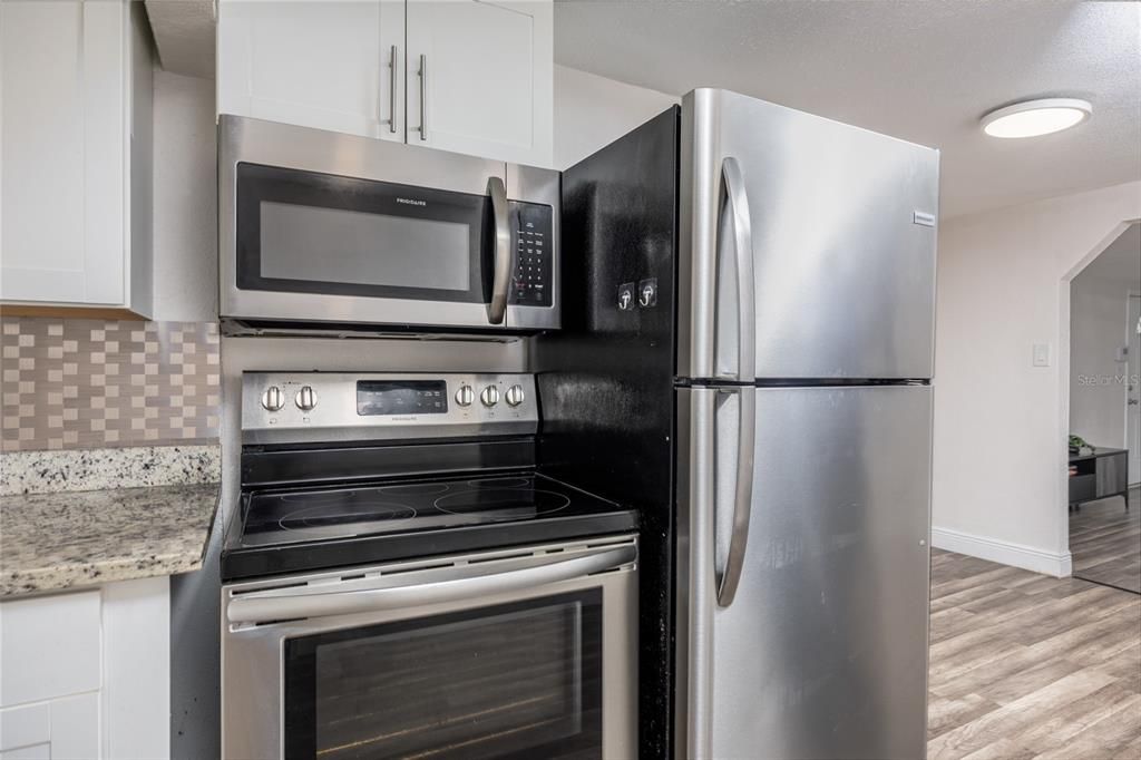 En Venta: $305,000 (3 camas, 2 baños, 1088 Pies cuadrados)