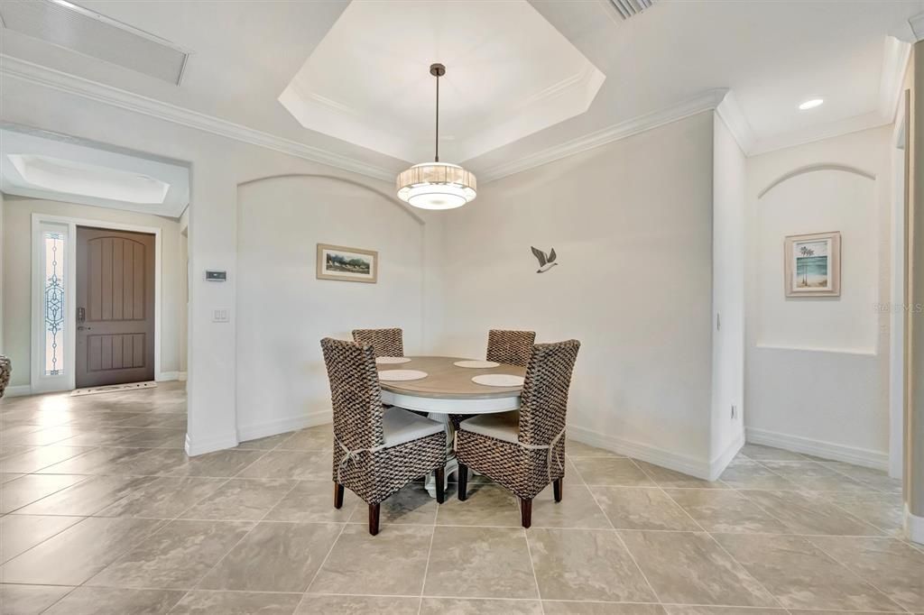 For Sale: $835,000 (2 beds, 2 baths, 1850 Square Feet)