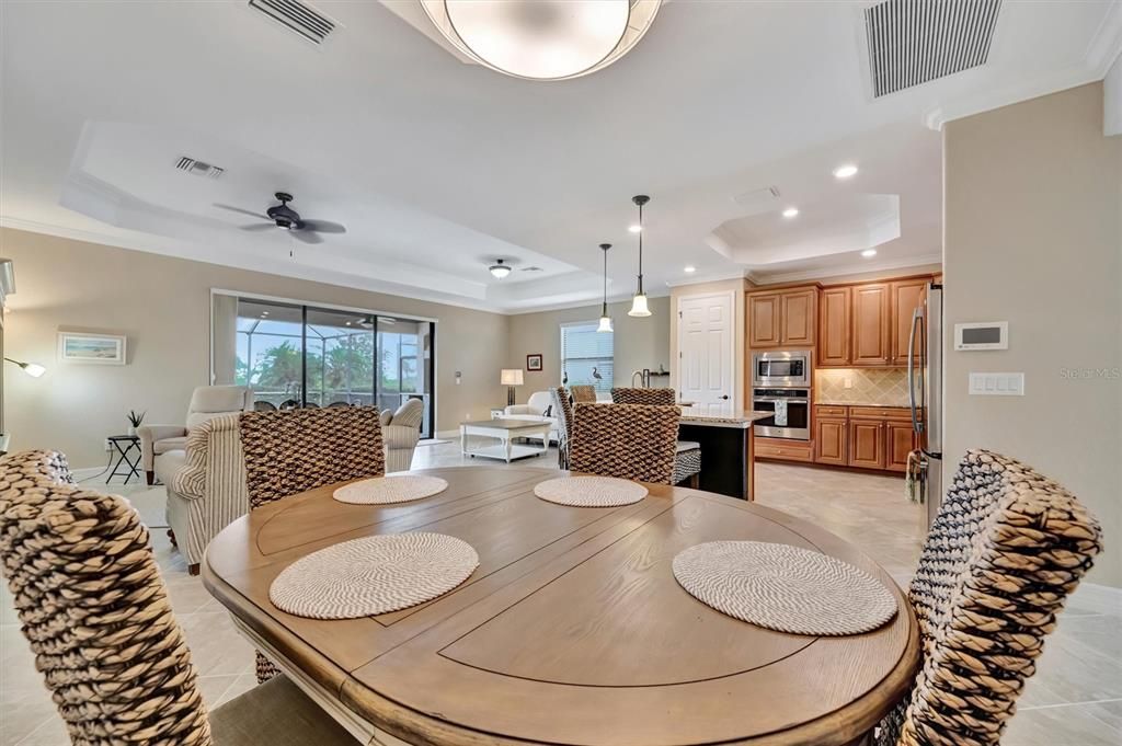 For Sale: $835,000 (2 beds, 2 baths, 1850 Square Feet)