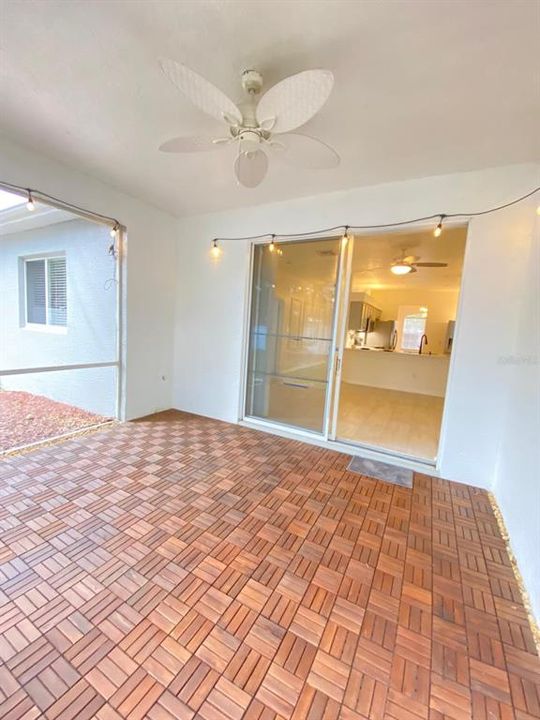 For Rent: $2,800 (4 beds, 2 baths, 1956 Square Feet)