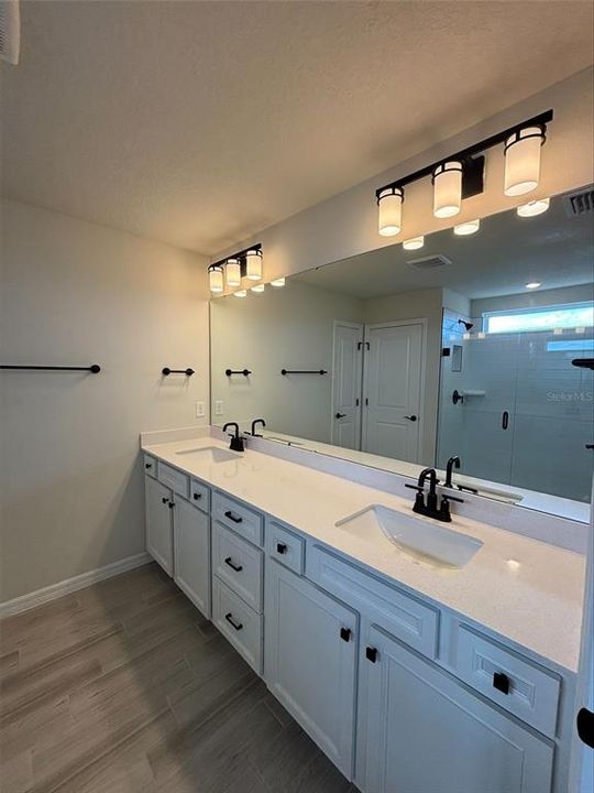For Sale: $724,990 (5 beds, 3 baths, 2588 Square Feet)