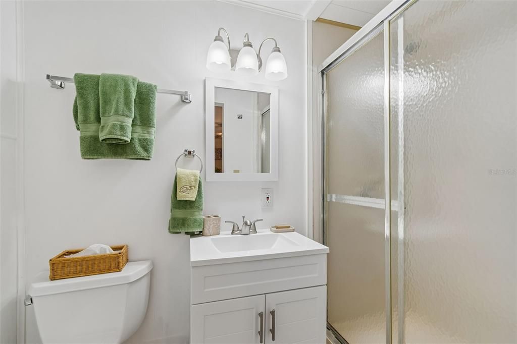 For Sale: $275,000 (3 beds, 3 baths, 960 Square Feet)