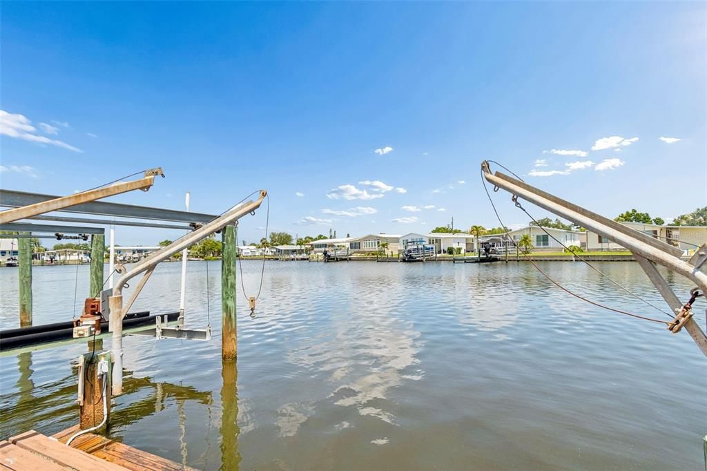 For Sale: $275,000 (3 beds, 3 baths, 960 Square Feet)