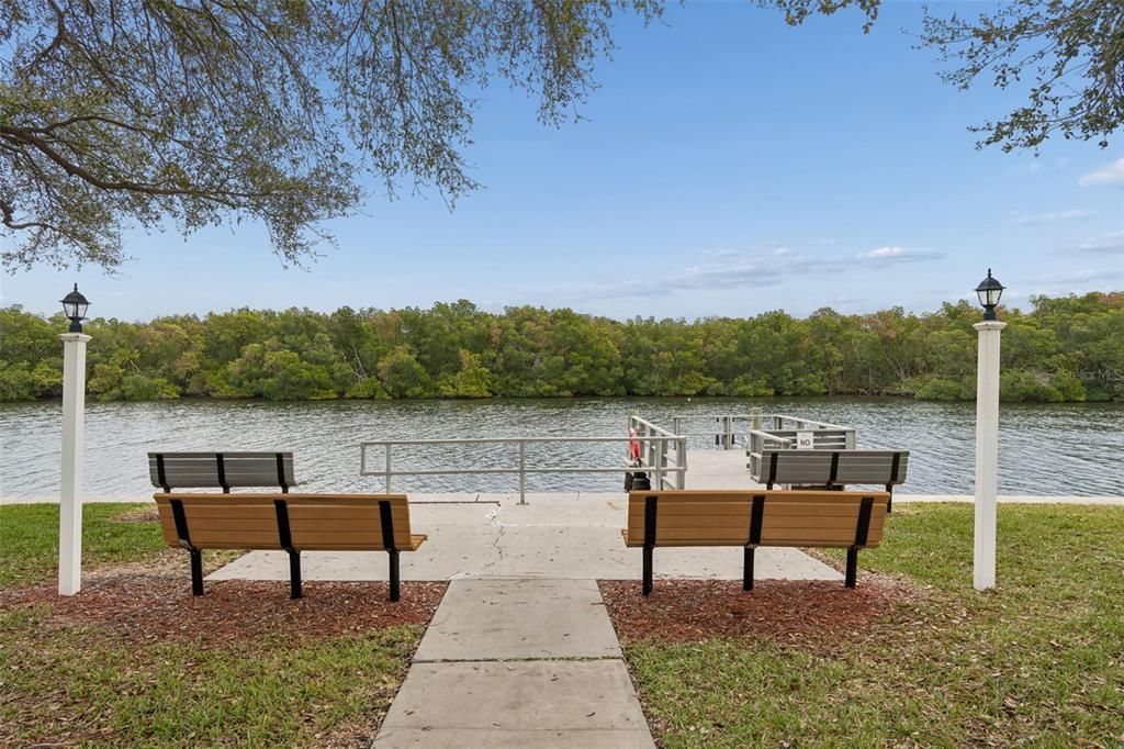 For Sale: $275,000 (3 beds, 3 baths, 960 Square Feet)