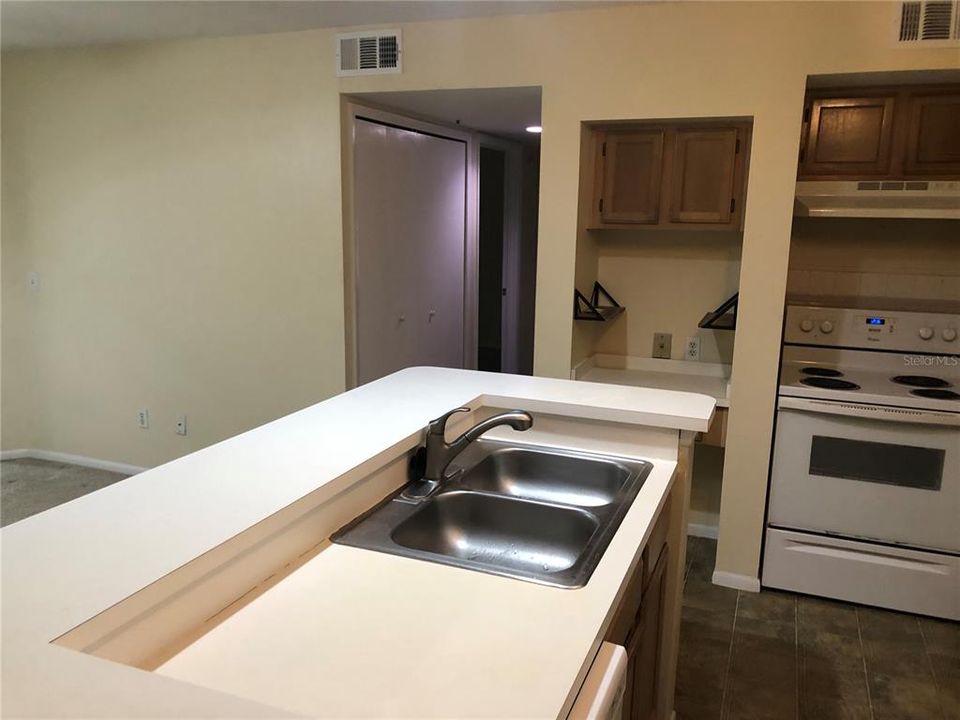 В аренду: $1,500 (2 спален, 1 ванн, 959 Квадратных фут)