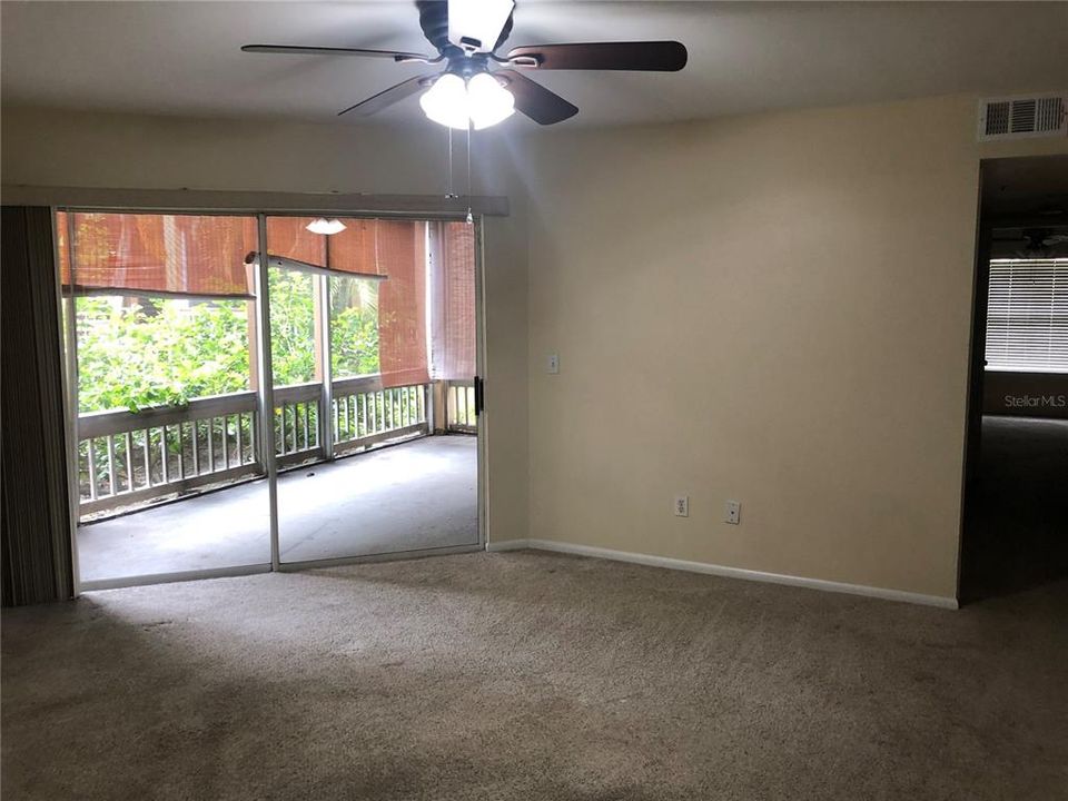 В аренду: $1,500 (2 спален, 1 ванн, 959 Квадратных фут)