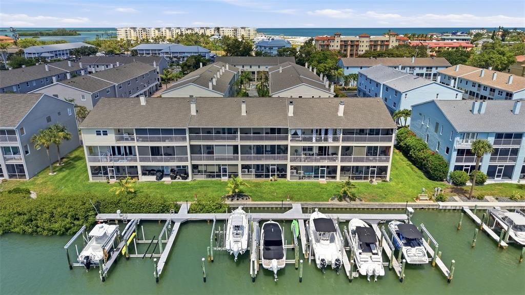 На продажу: $989,000 (3 спален, 2 ванн, 2593 Квадратных фут)