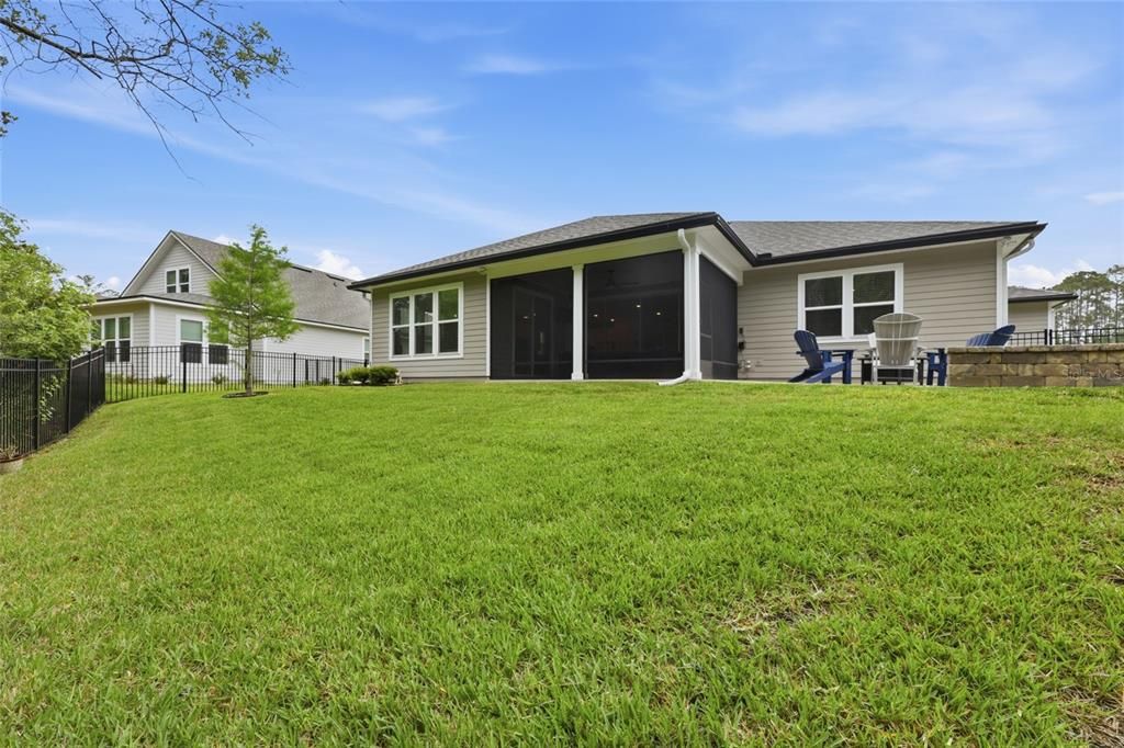 For Sale: $619,000 (4 beds, 2 baths, 2367 Square Feet)