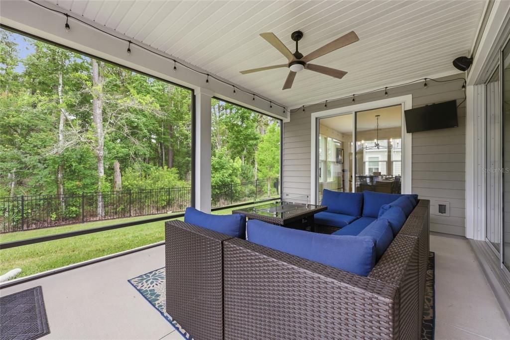 For Sale: $619,000 (4 beds, 2 baths, 2367 Square Feet)