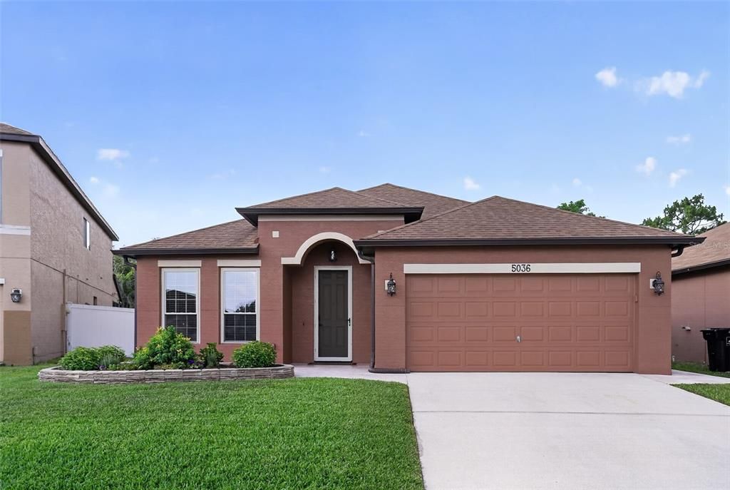 For Sale: $483,000 (4 beds, 2 baths, 1724 Square Feet)