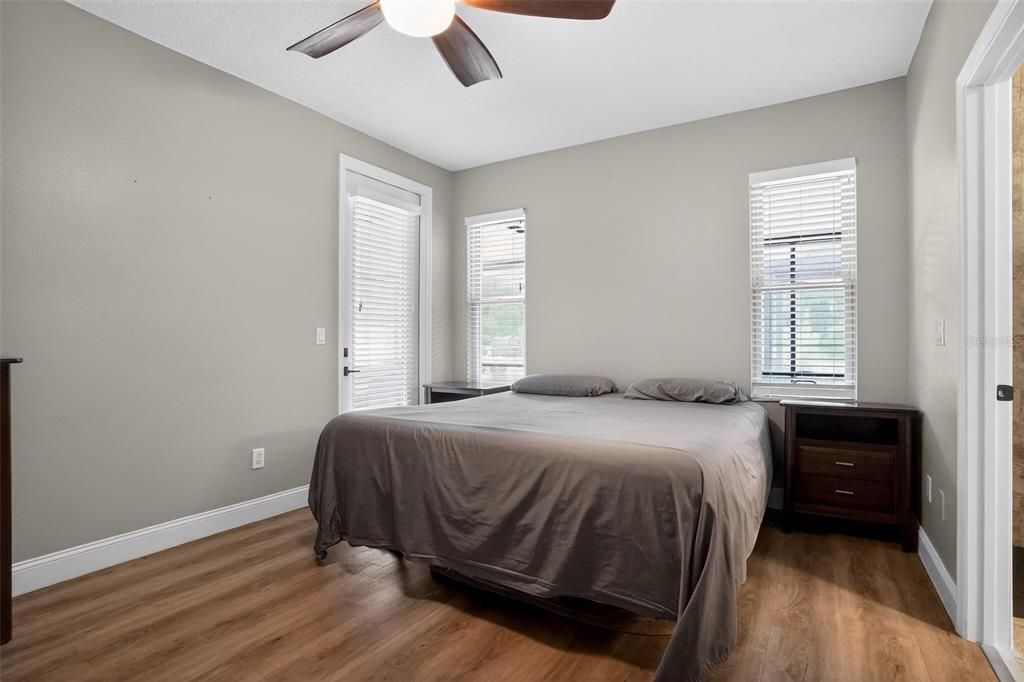 For Sale: $483,000 (4 beds, 2 baths, 1724 Square Feet)