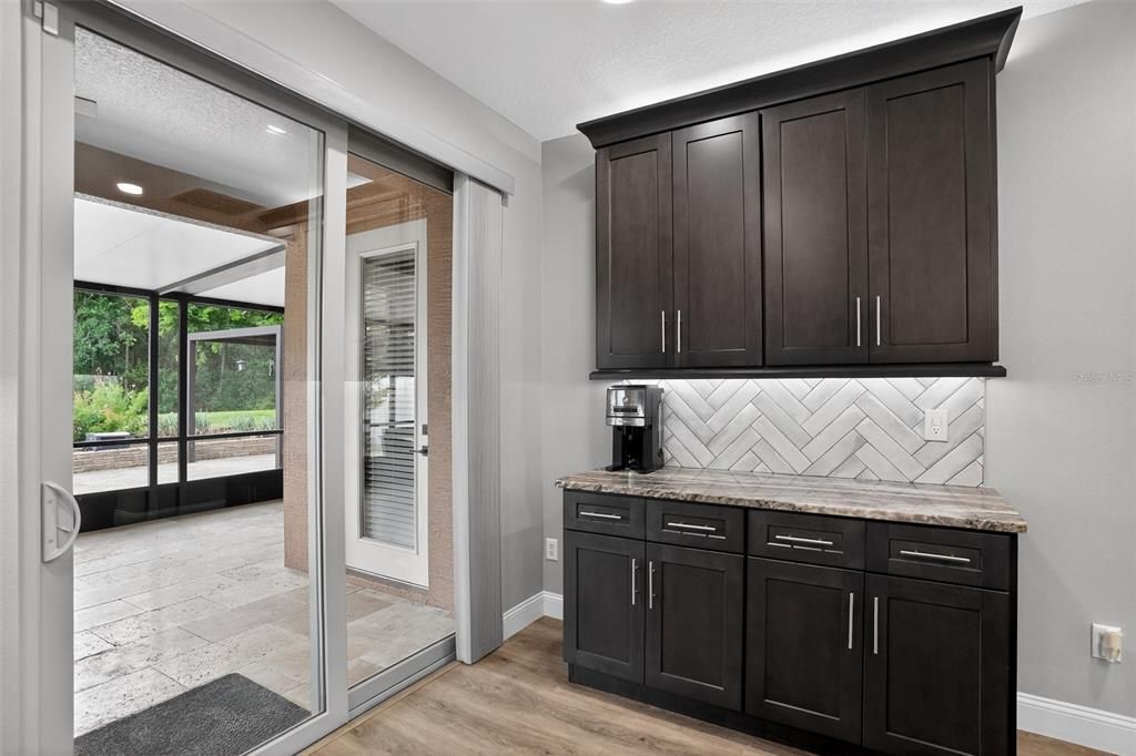 For Sale: $483,000 (4 beds, 2 baths, 1724 Square Feet)