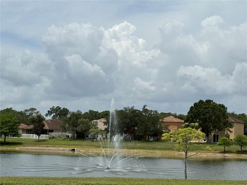 For Sale: $483,000 (4 beds, 2 baths, 1724 Square Feet)
