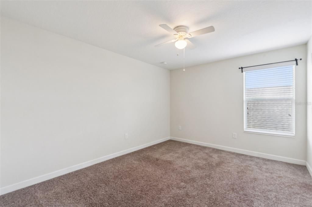 For Rent: $3,200 (5 beds, 3 baths, 2425 Square Feet)