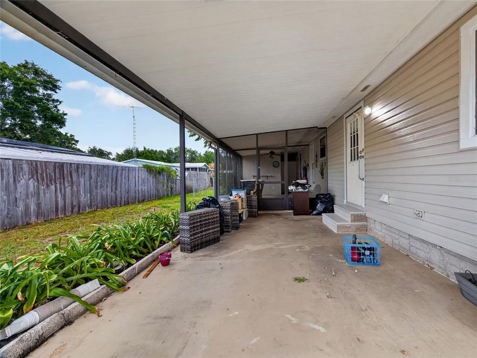 Active With Contract: $175,000 (3 beds, 2 baths, 1441 Square Feet)