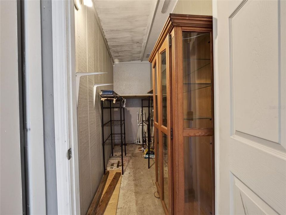 Active With Contract: $175,000 (3 beds, 2 baths, 1441 Square Feet)
