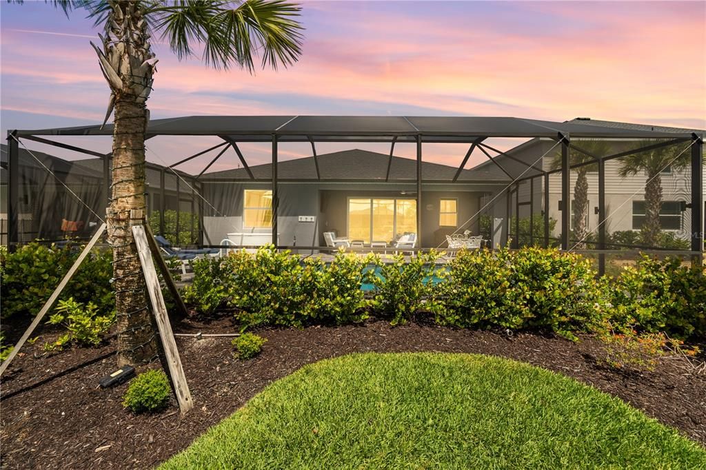 For Sale: $559,000 (3 beds, 3 baths, 2217 Square Feet)