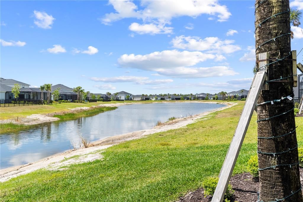 For Sale: $559,000 (3 beds, 3 baths, 2217 Square Feet)