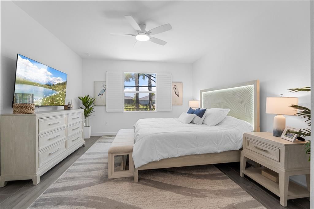 For Sale: $559,000 (3 beds, 3 baths, 2217 Square Feet)