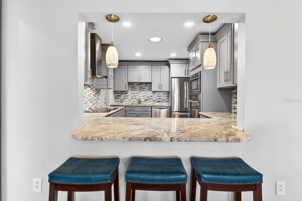 For Sale: $280,000 (2 beds, 2 baths, 1620 Square Feet)