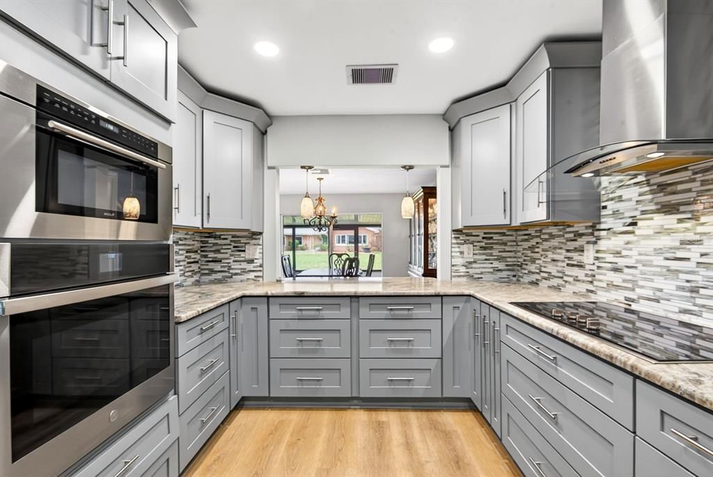 For Sale: $280,000 (2 beds, 2 baths, 1620 Square Feet)