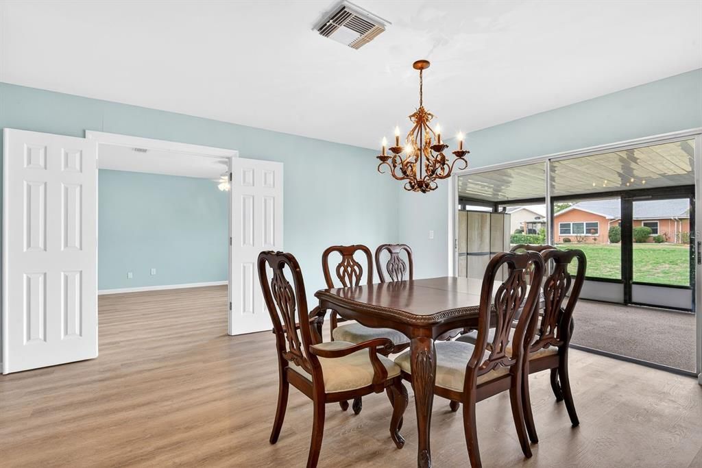 For Sale: $280,000 (2 beds, 2 baths, 1620 Square Feet)