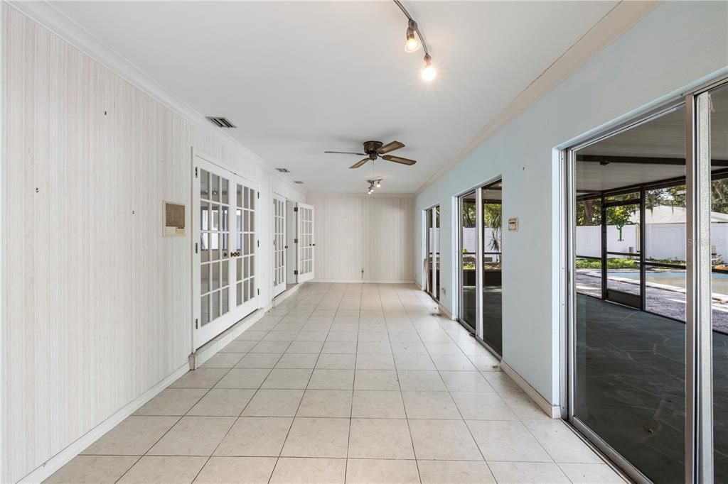 Active With Contract: $495,000 (4 beds, 2 baths, 2409 Square Feet)