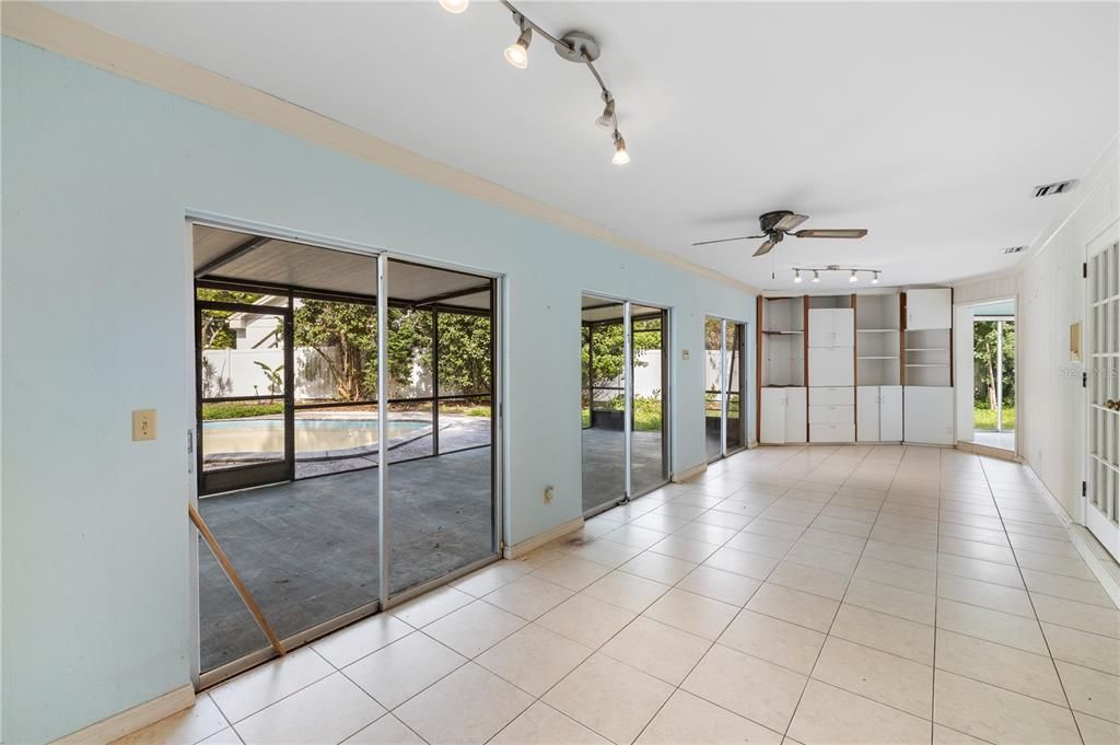 Active With Contract: $495,000 (4 beds, 2 baths, 2409 Square Feet)