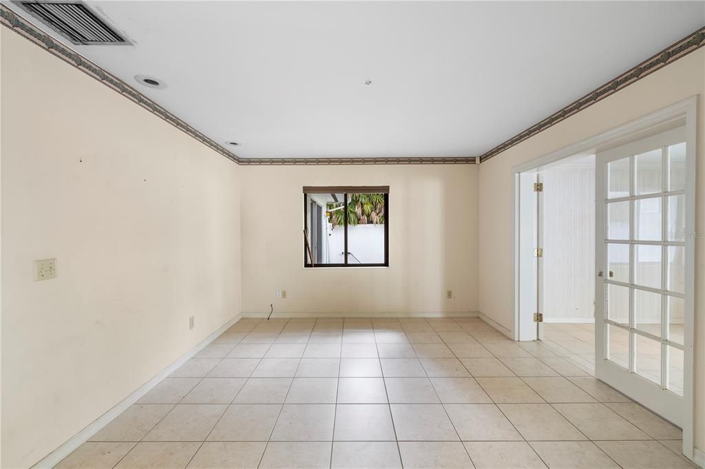 Active With Contract: $495,000 (4 beds, 2 baths, 2409 Square Feet)
